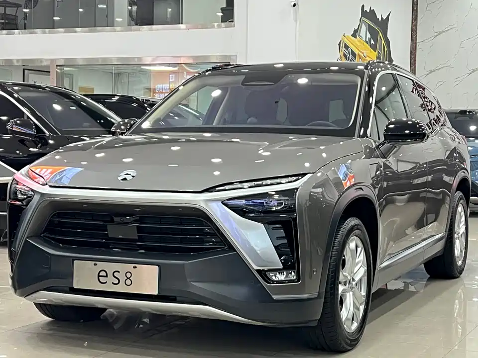 NIO ES8