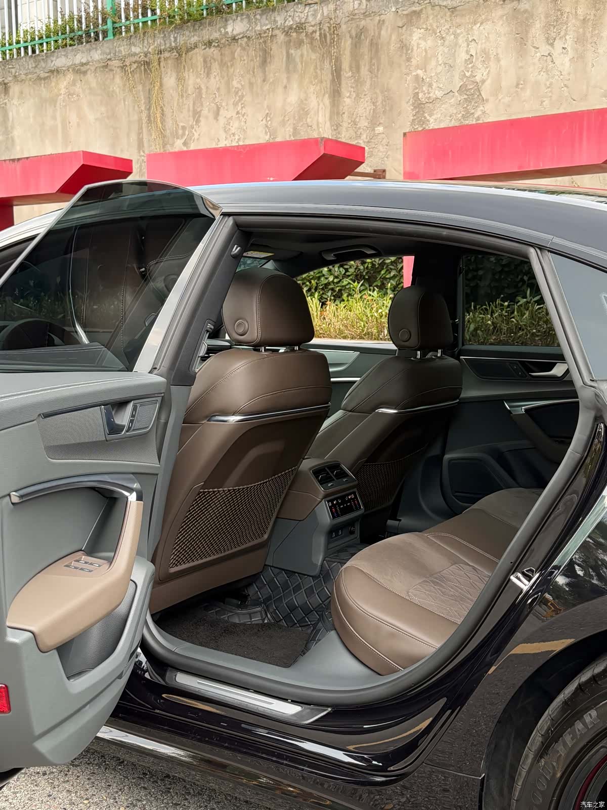 Audi A7L, 2023 8
