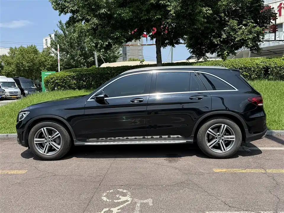 Mercedes-Benz GLC Mercedes-Benz GLC
