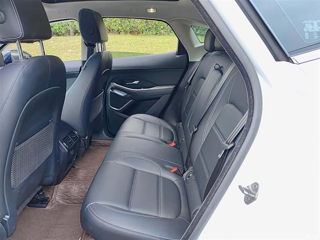 Land Rover E-PACE, 2025 8