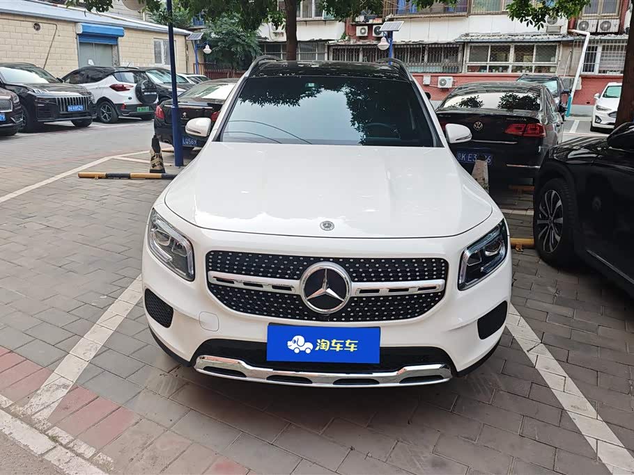 Mercedes-Benz GLB