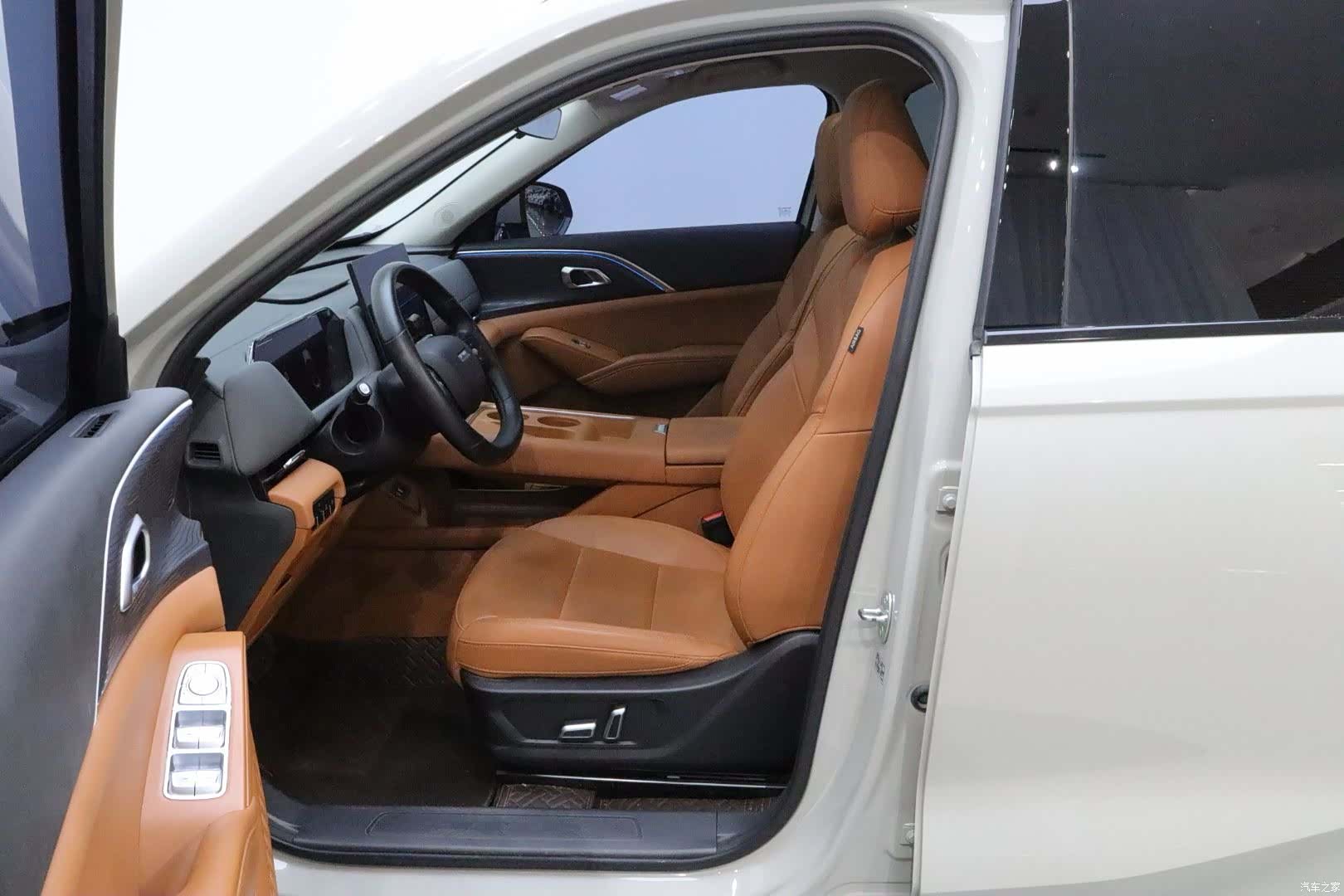 Haval Hi4, 2025 11