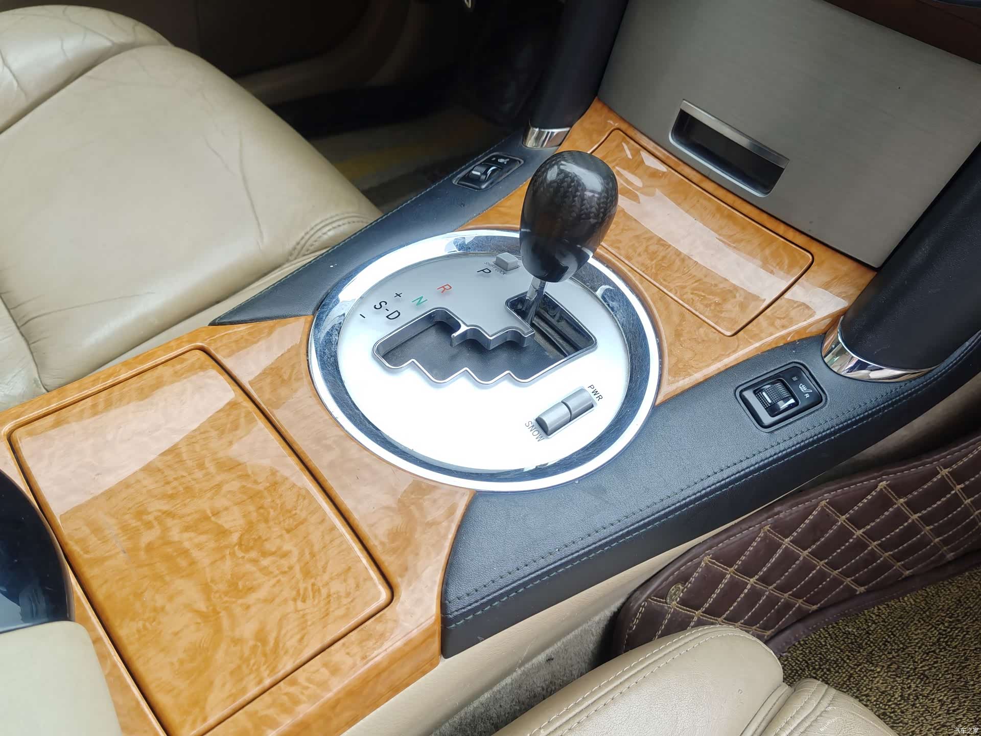 Toyota 2.5V, 2006 29
