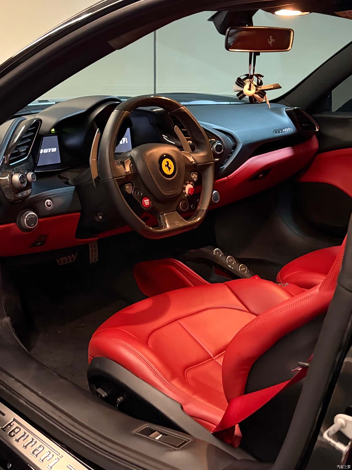 Ferrari 488, 2016 17