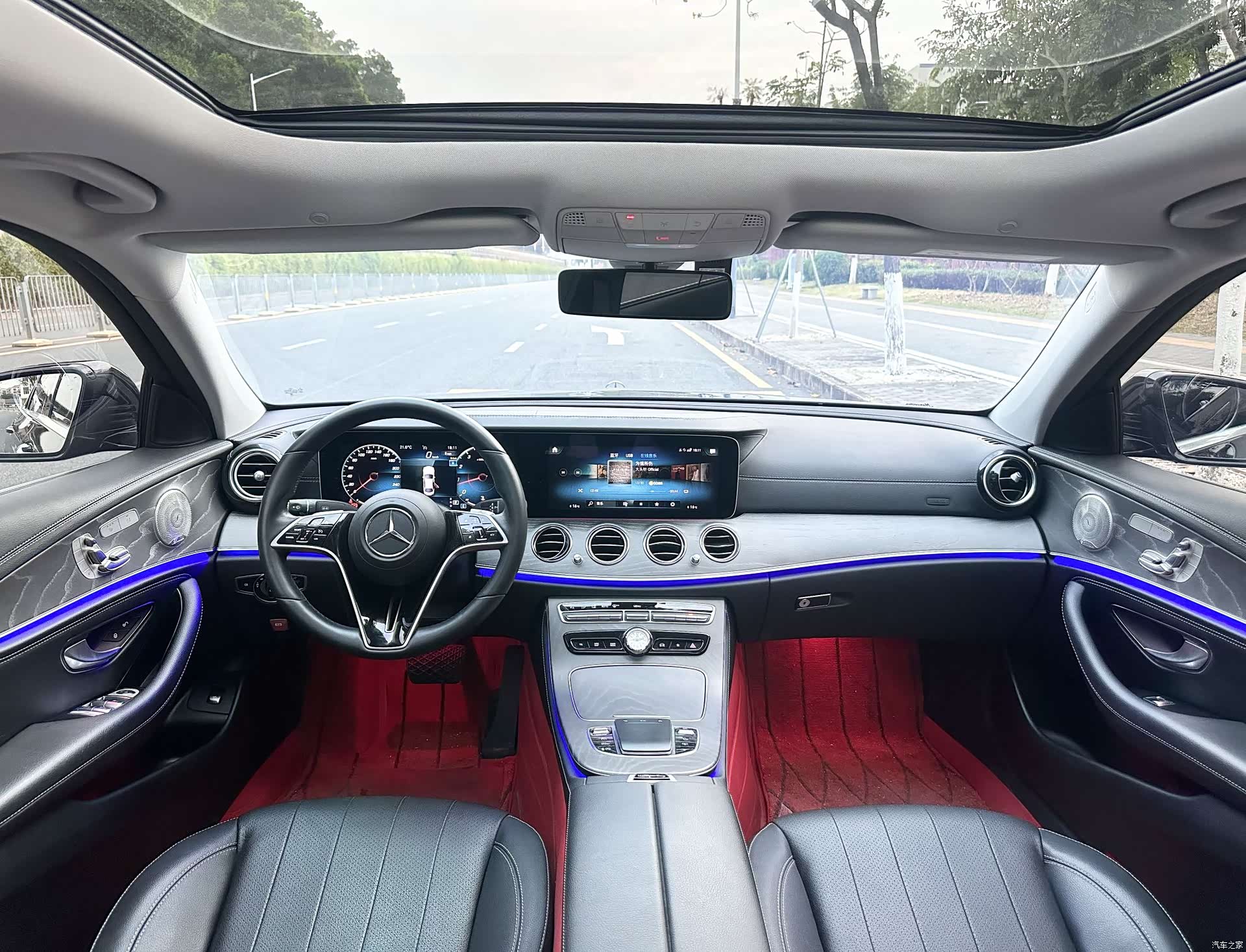 Mercedes-Benz E-Class, 2023 12