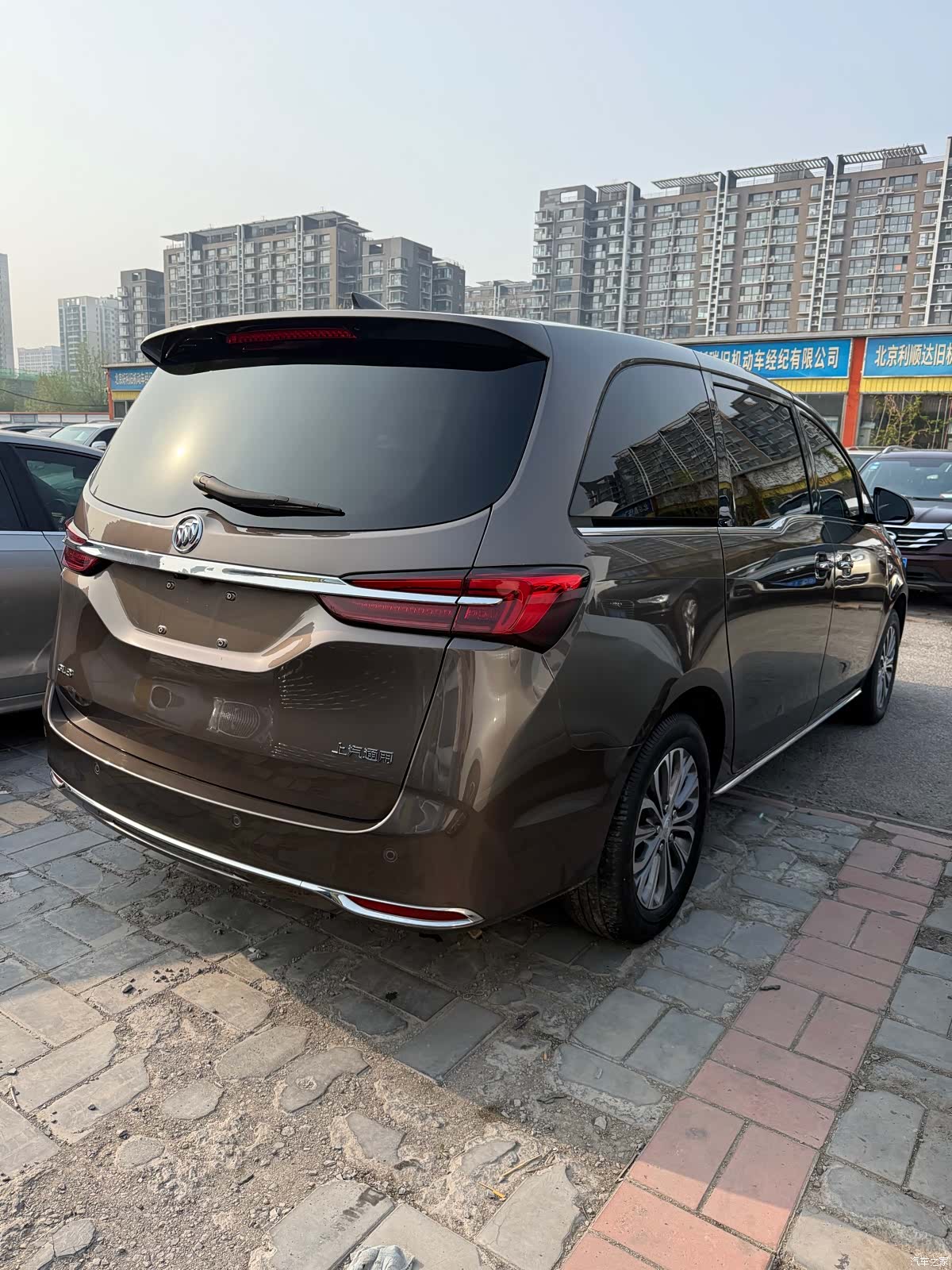 Buick GL8, 2023 4