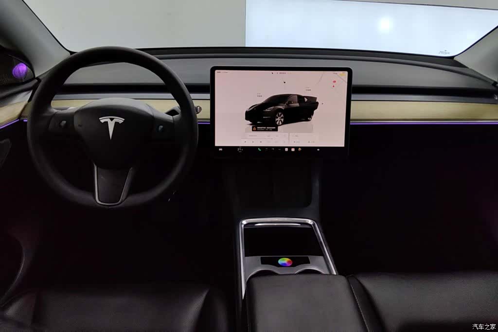 Tesla Model Y, 2023 12
