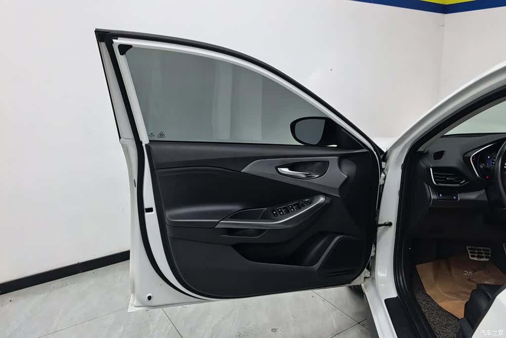 Hyundai Lafesta, 2020 7