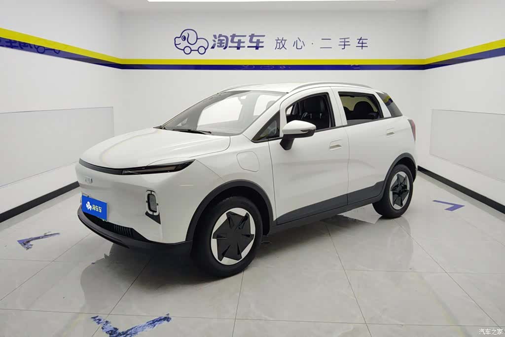 Geely E
