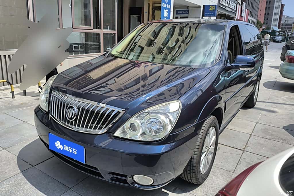 Buick GL8, 2014 1