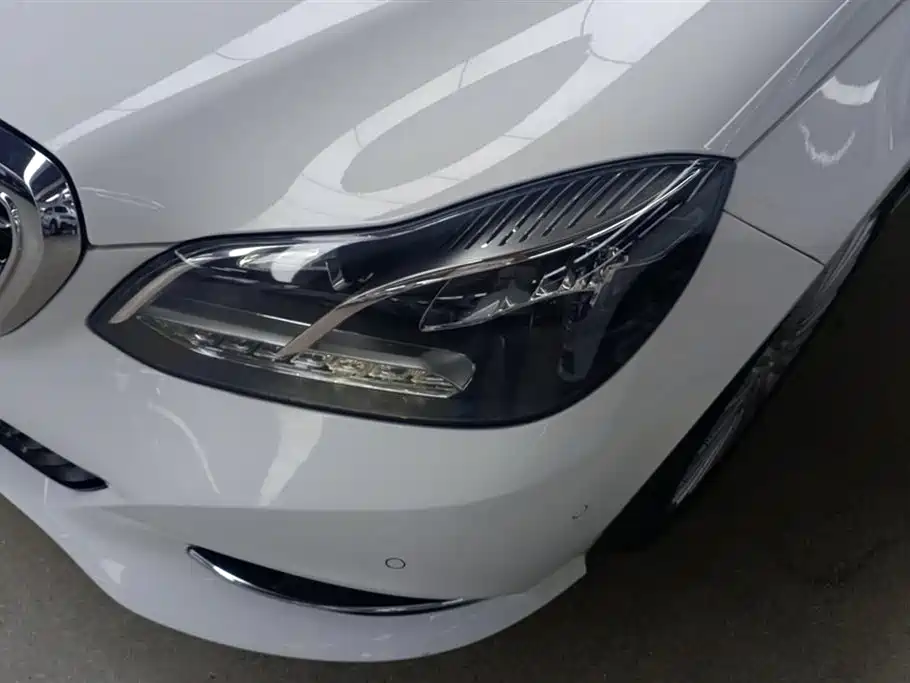 Mercedes-Benz E-class Mercedes-Benz E-class