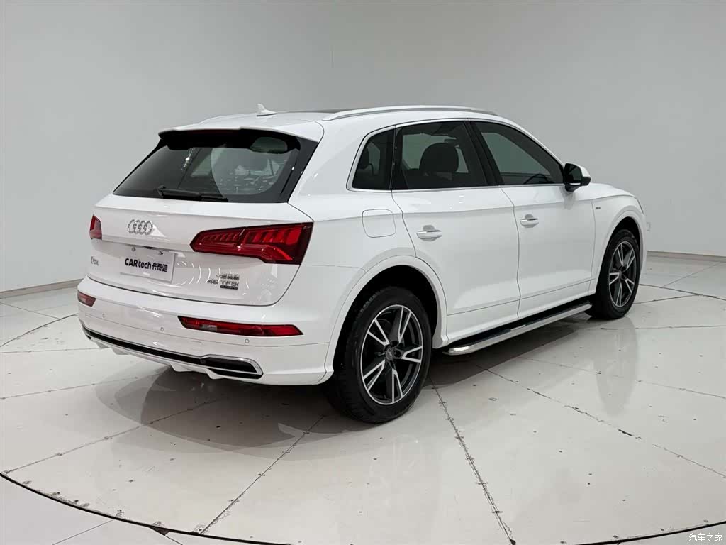 Audi Q5L, 2019 8