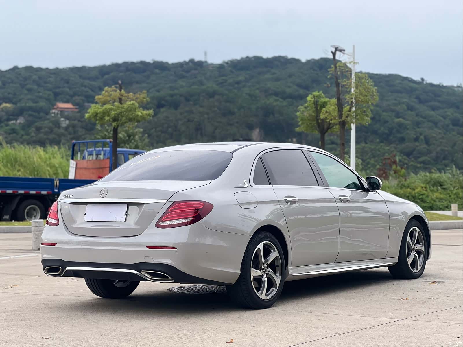 Mercedes-Benz E-Class, 2018 4