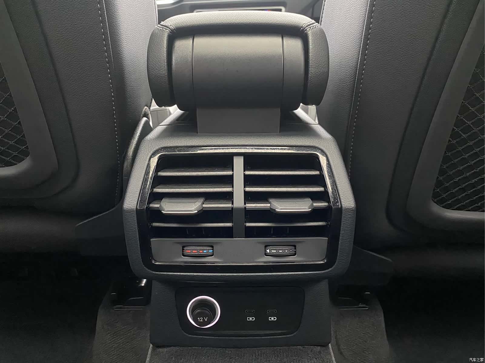 Audi Q3, 2022 16