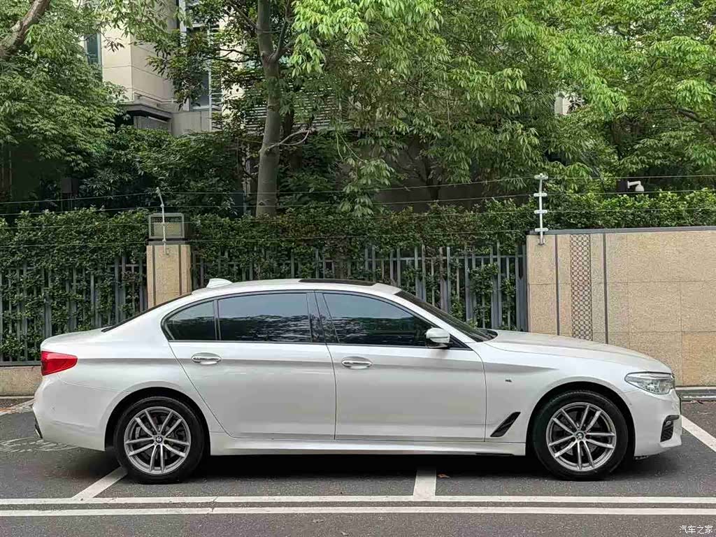 BMW 5 Series, 2018 4