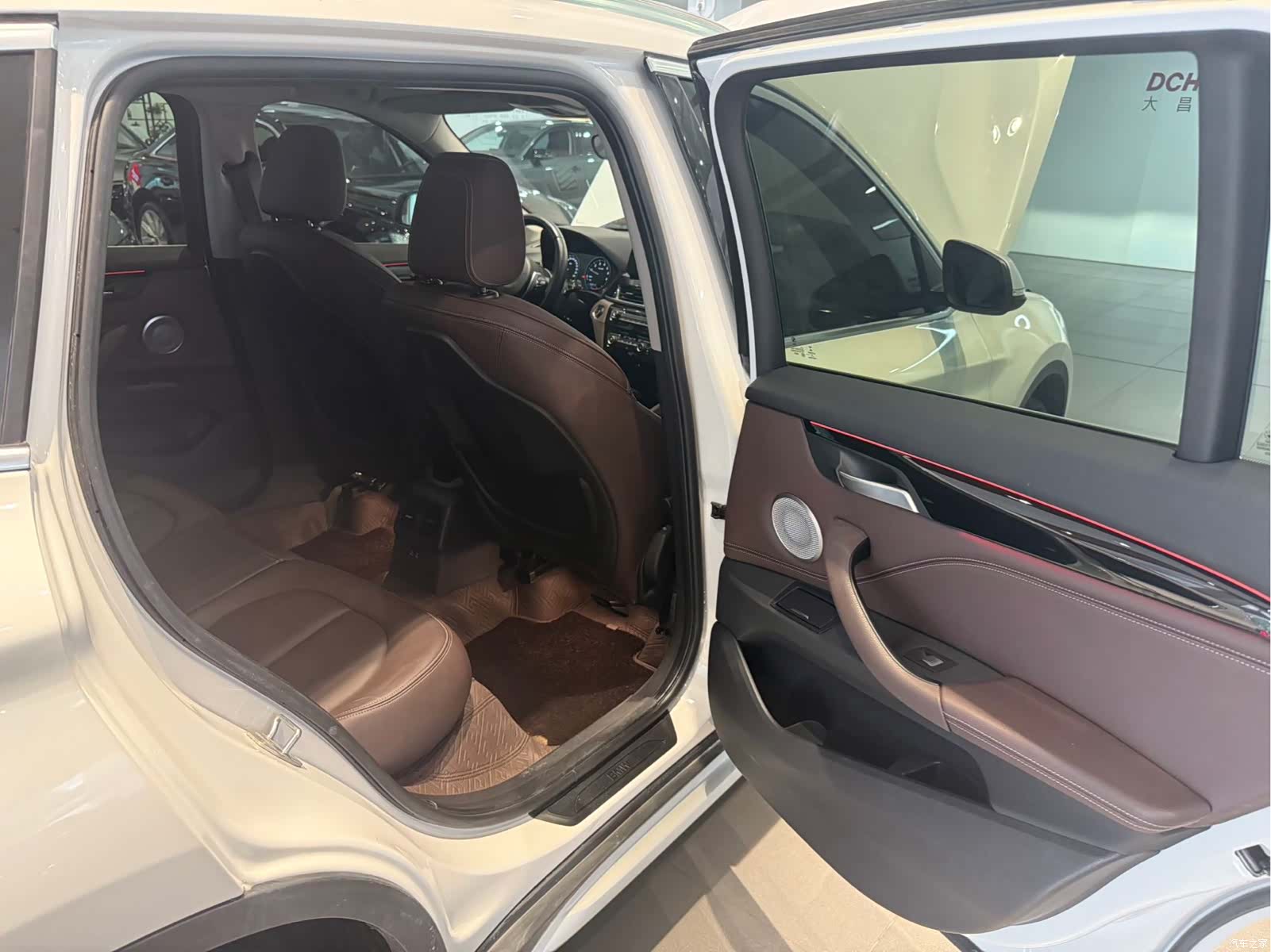 BMW X1, 2022 10