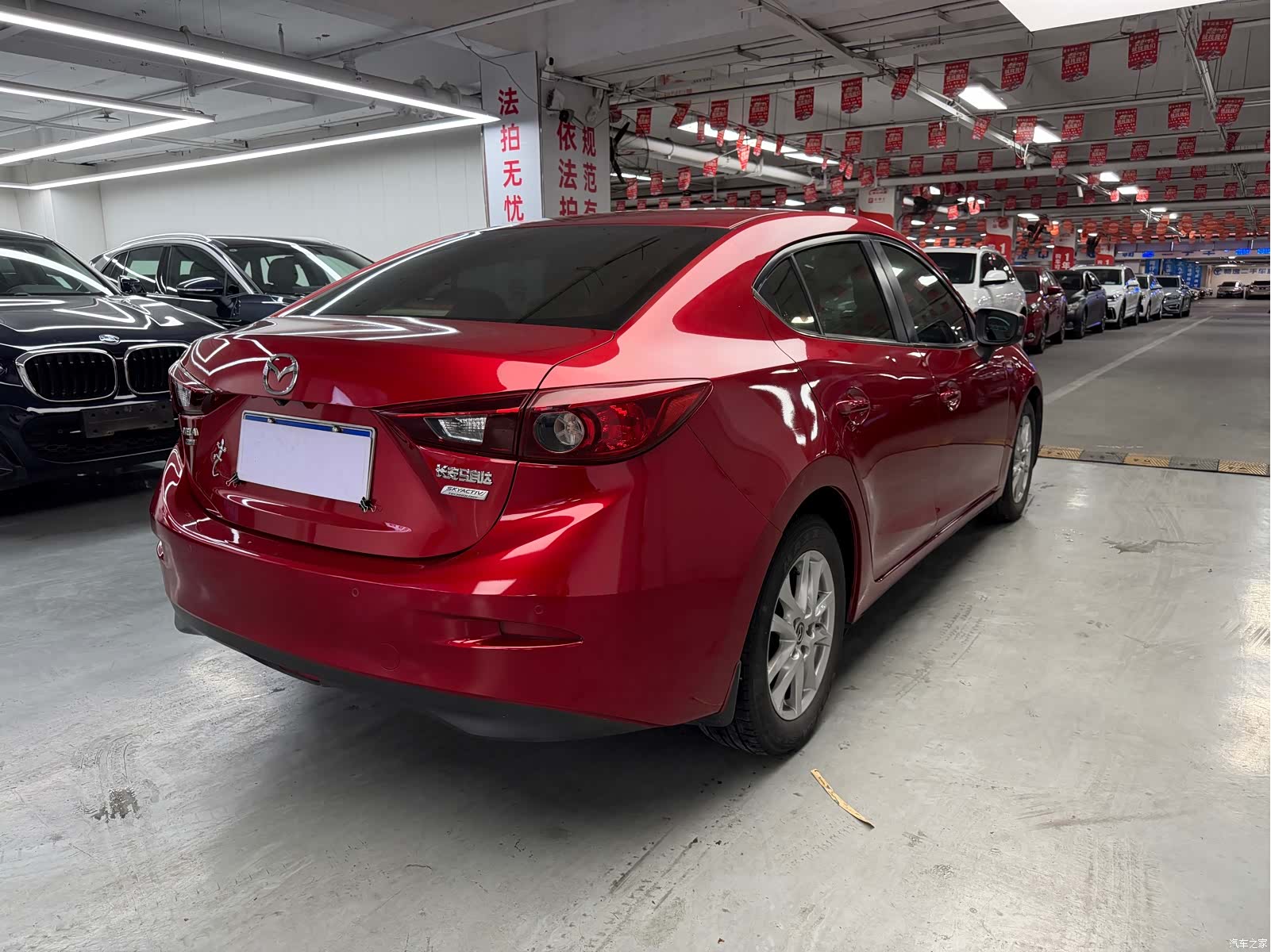Mazda Mazda3, 2015 10