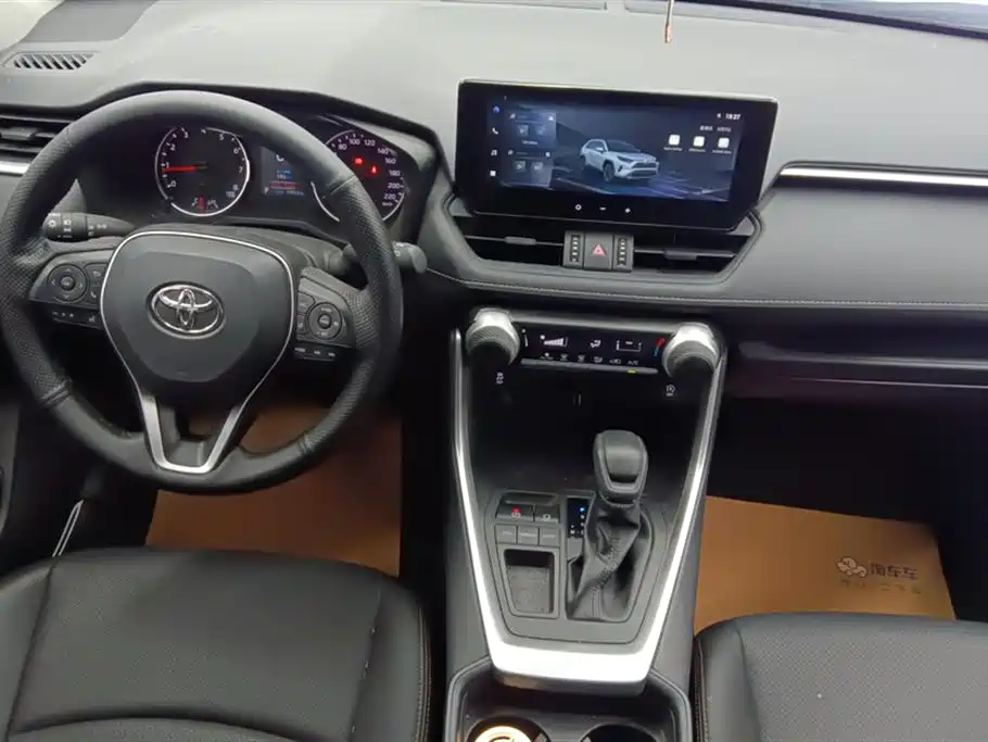 Toyota RAV4 Rongfang