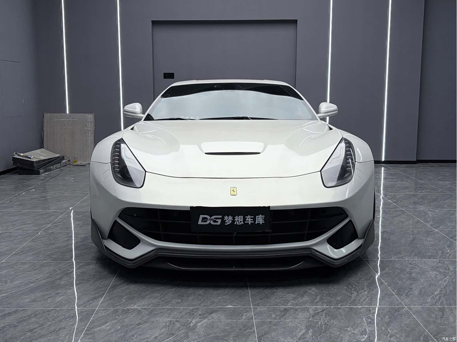 Ferrari F12ber, 2014 3