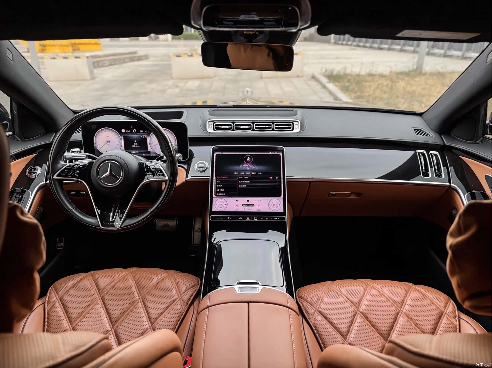 Maybach S-Class, 2023 13