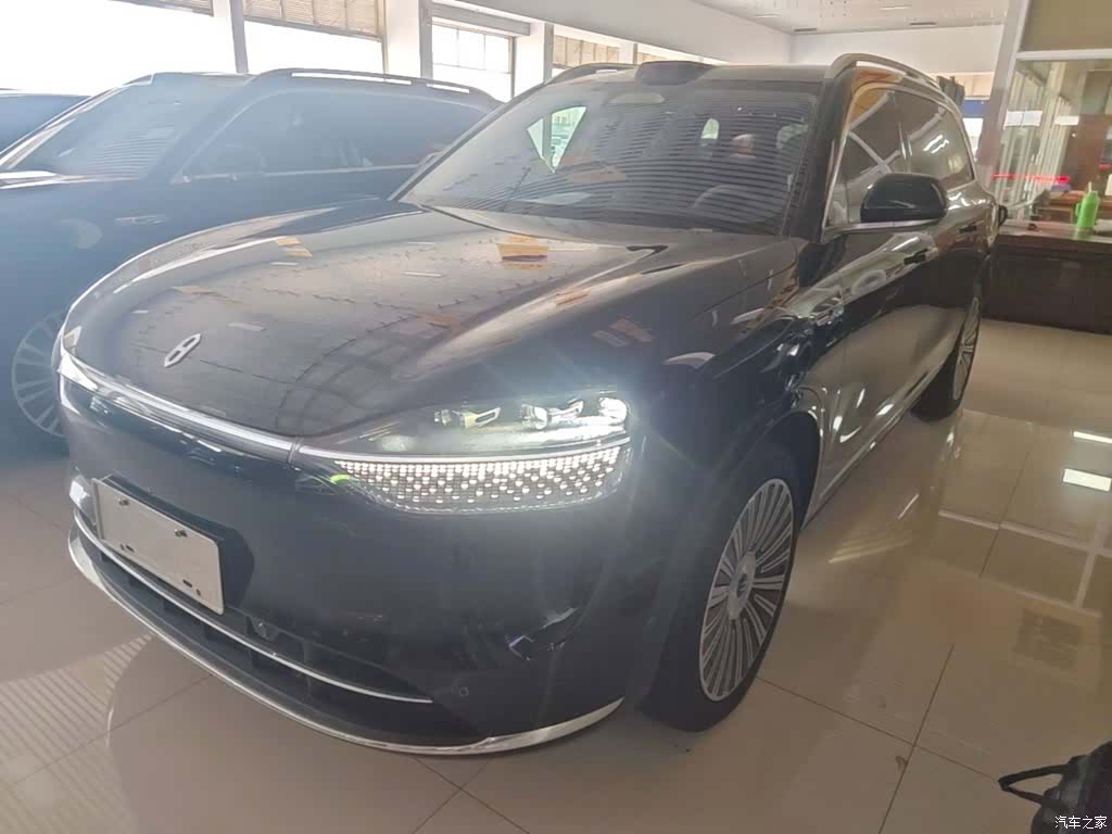 AITO M9, 2025 1