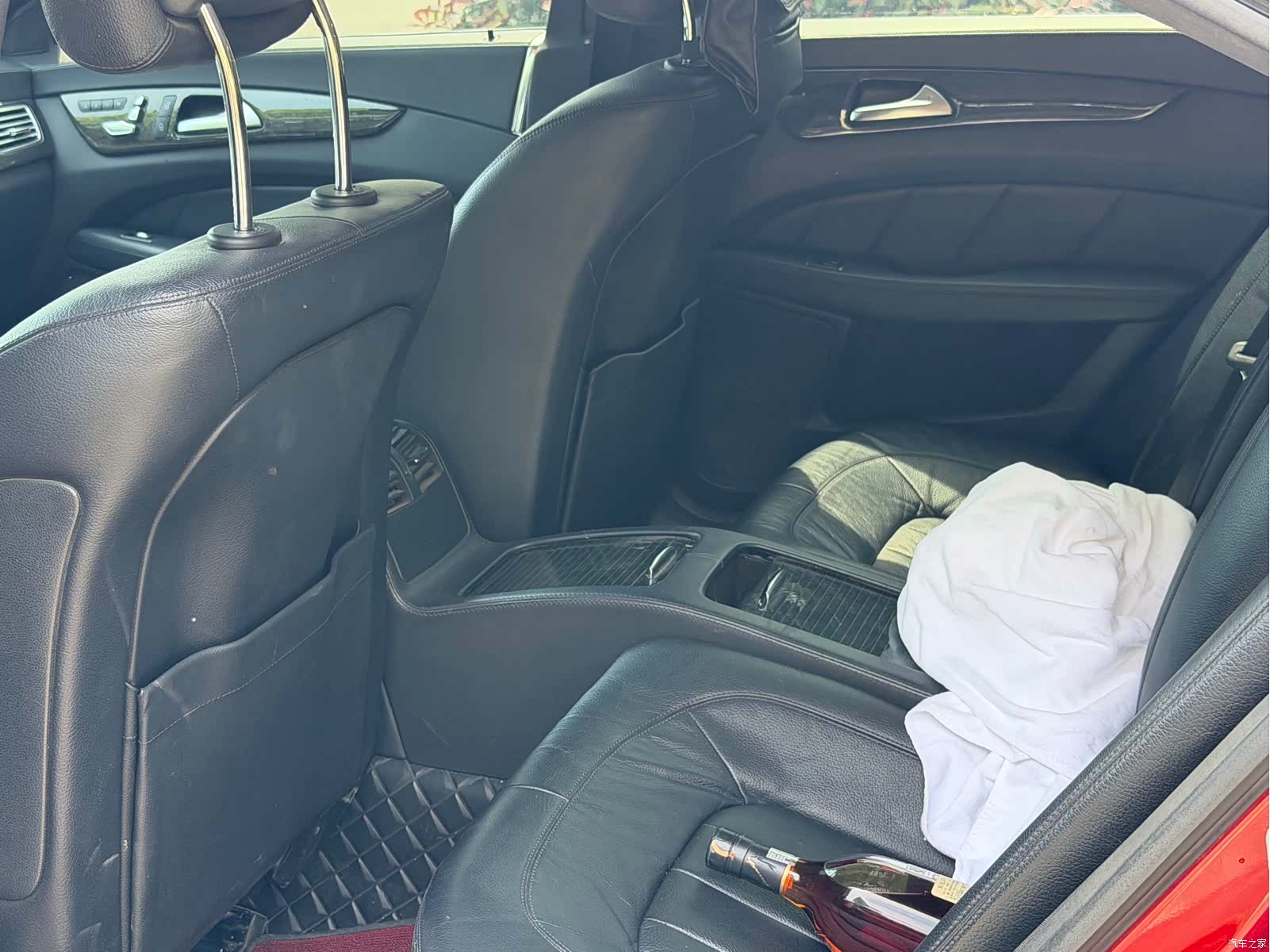 Mercedes-Benz CLS, 2015 7