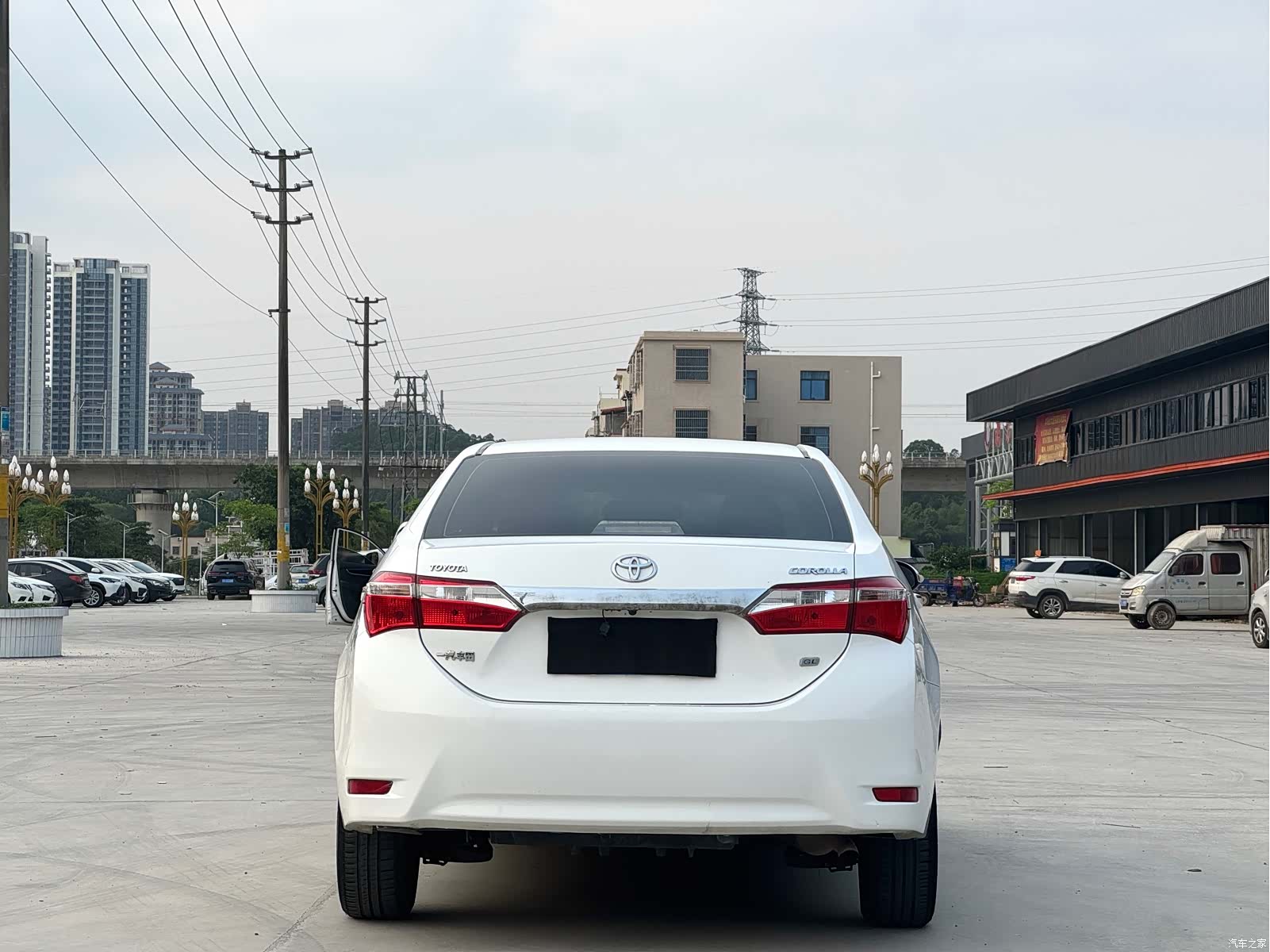 Toyota Corolla, 2016 все фото