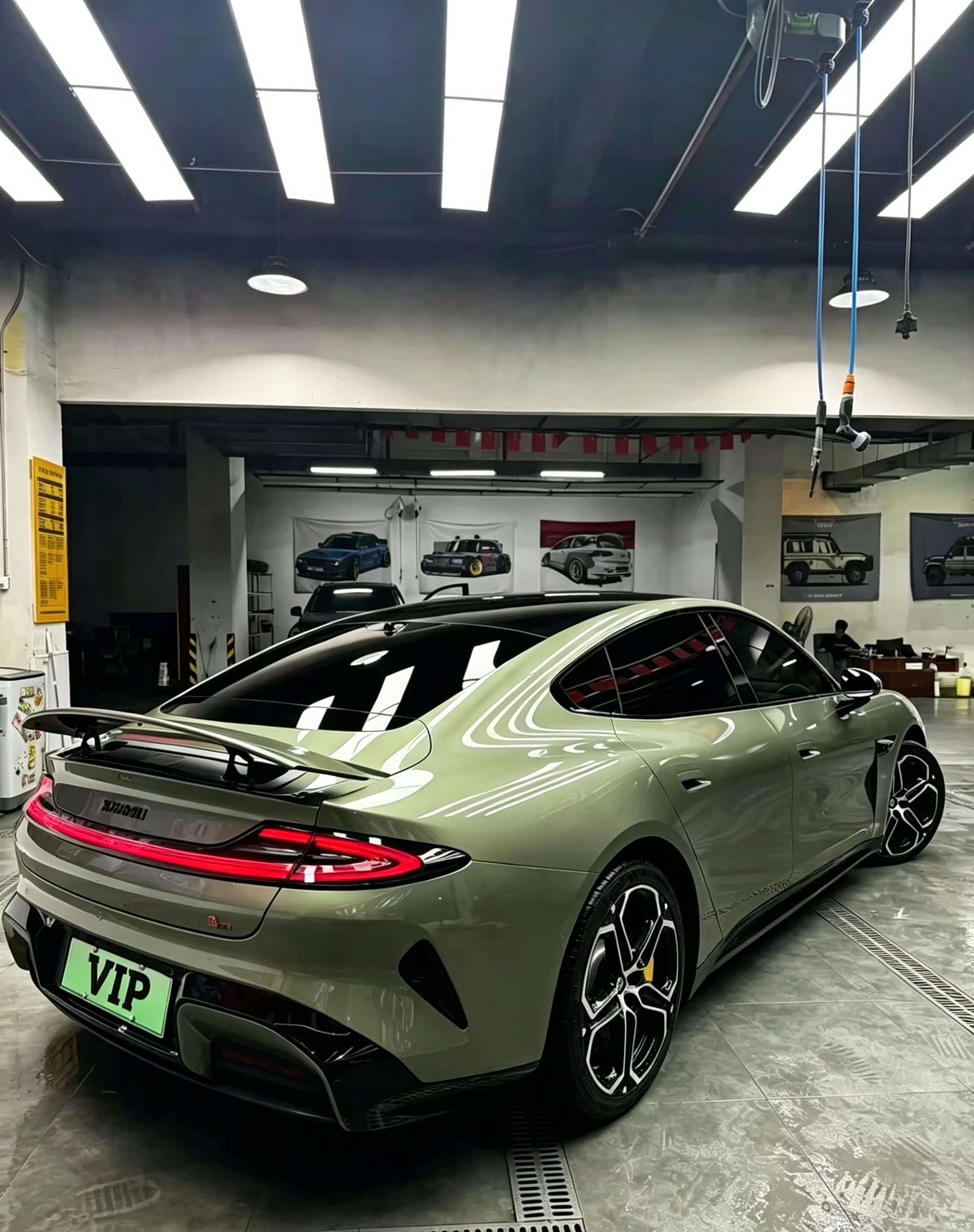 Xiaomi SU7, 2024 3