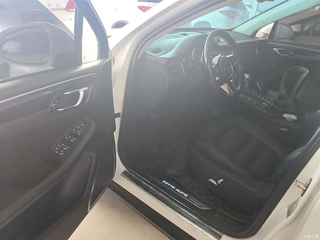 Zotye SR9, 2018 16