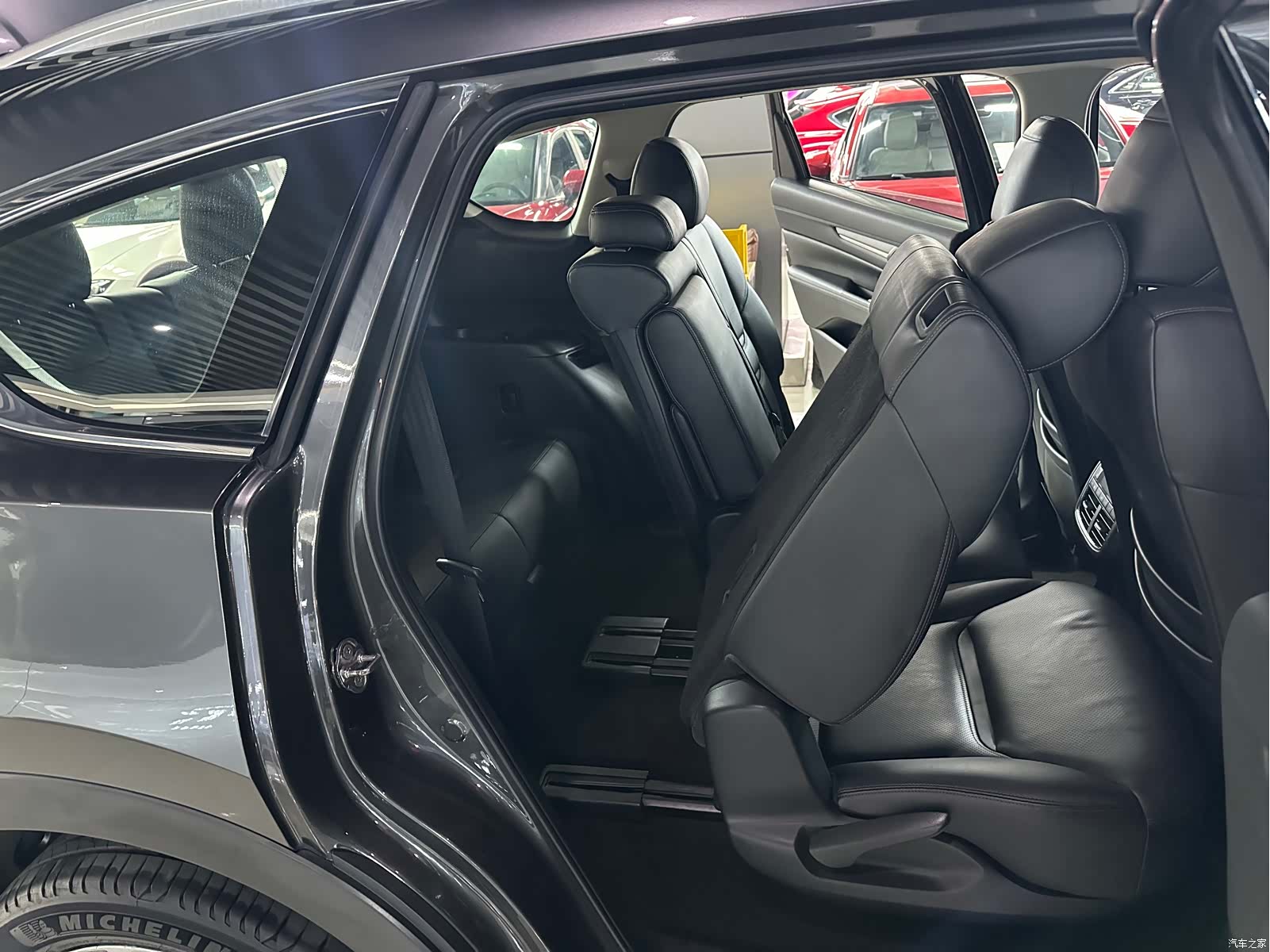 Mazda CX-8, 2019 35