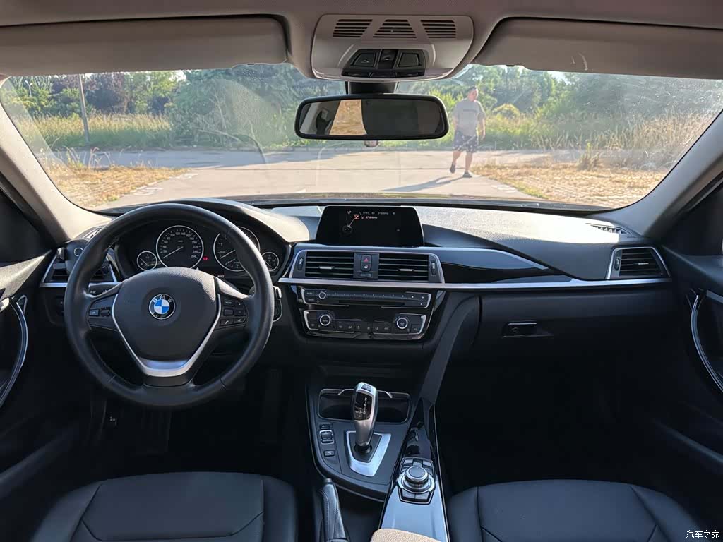 BMW 3 Series, 2016 10