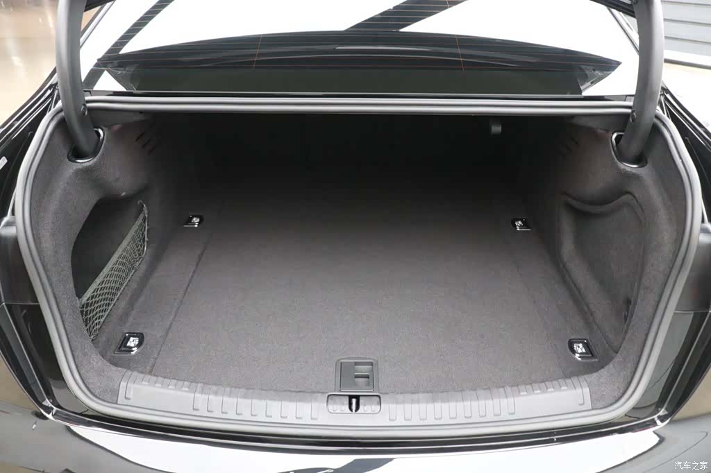 Audi A6L, 2023 29