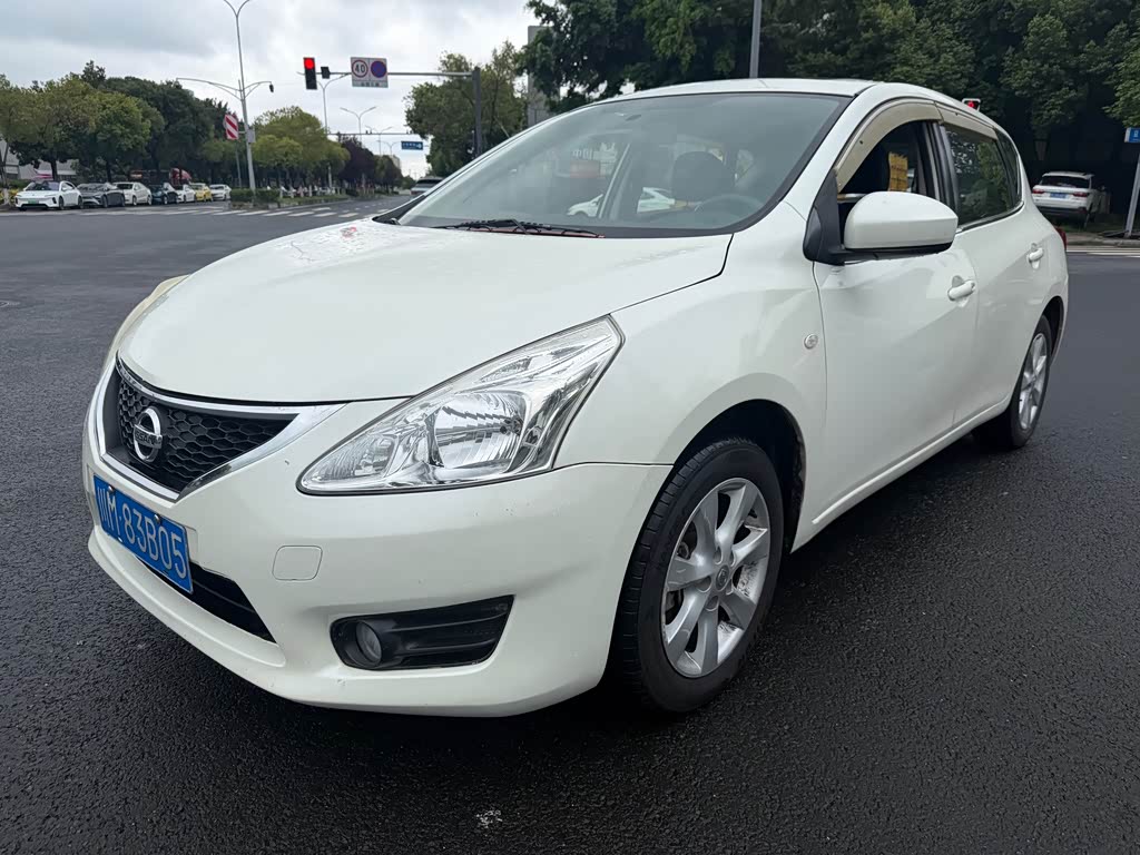 Nissan Tiida