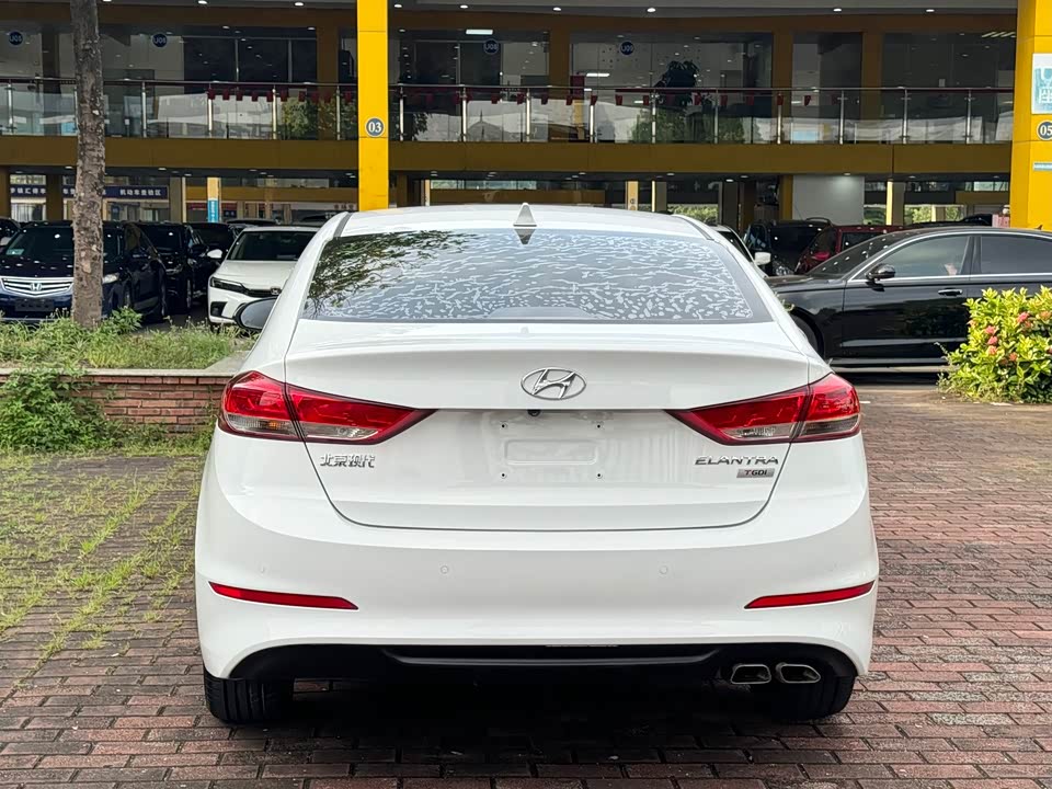 Hyundai Lead