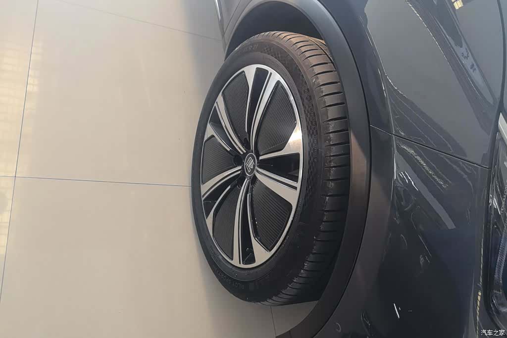 BYD Tang, 2023 6