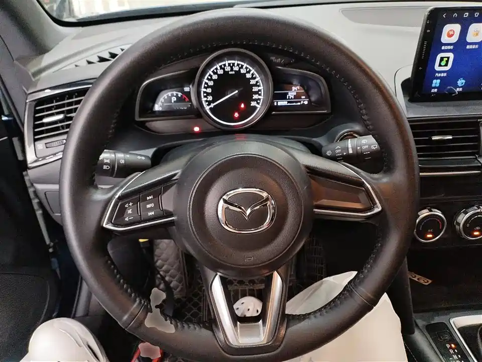 Mazda CX-4