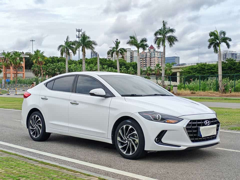 Hyundai Lead