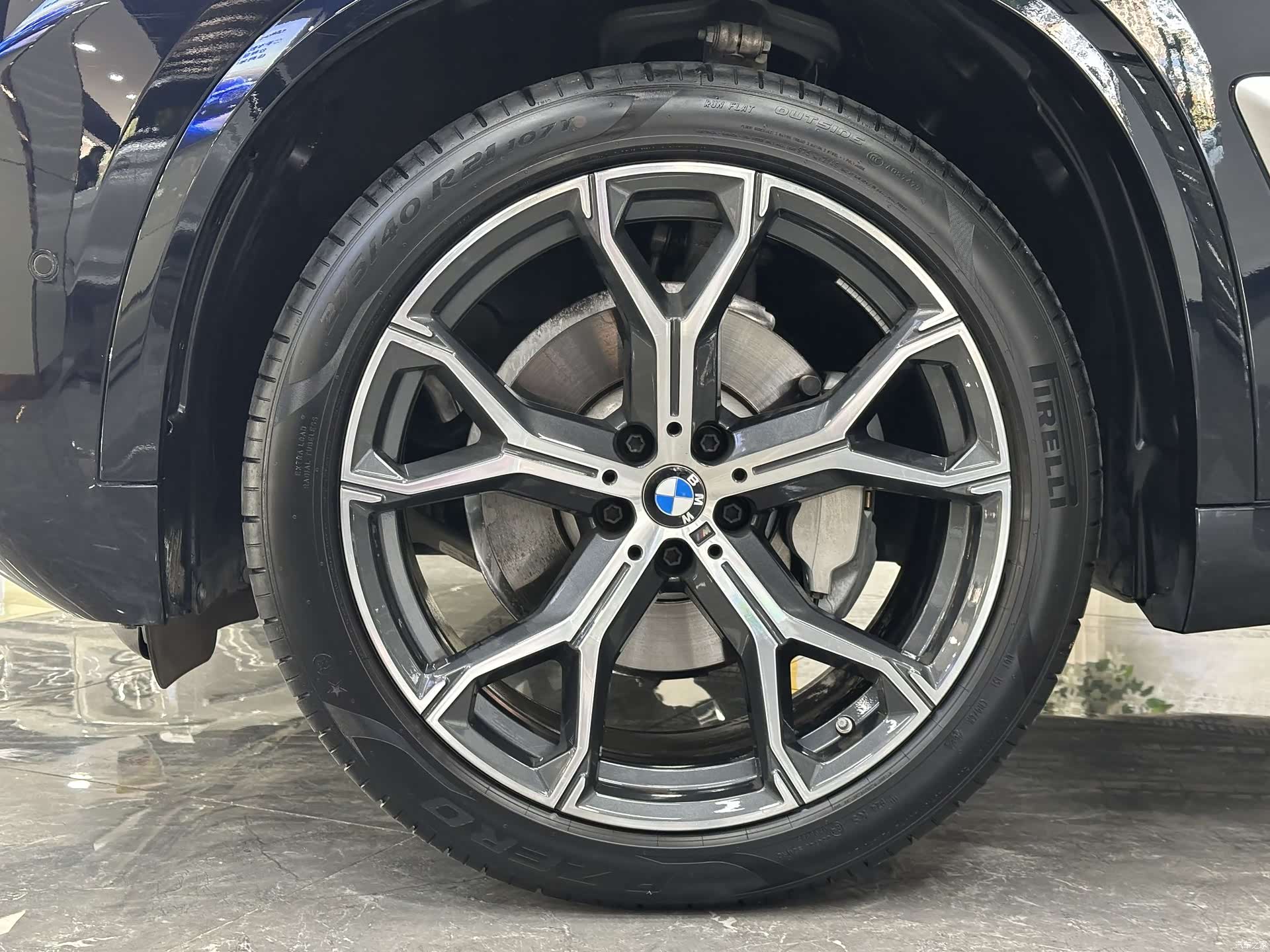 BMW X5, 2025 8