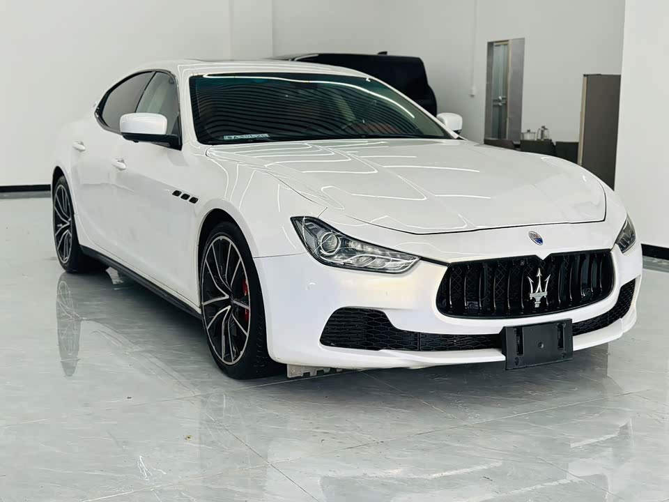 Maserati Ghibli