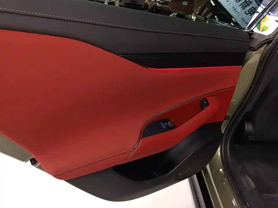 Xiaomi Xiaomi SU7