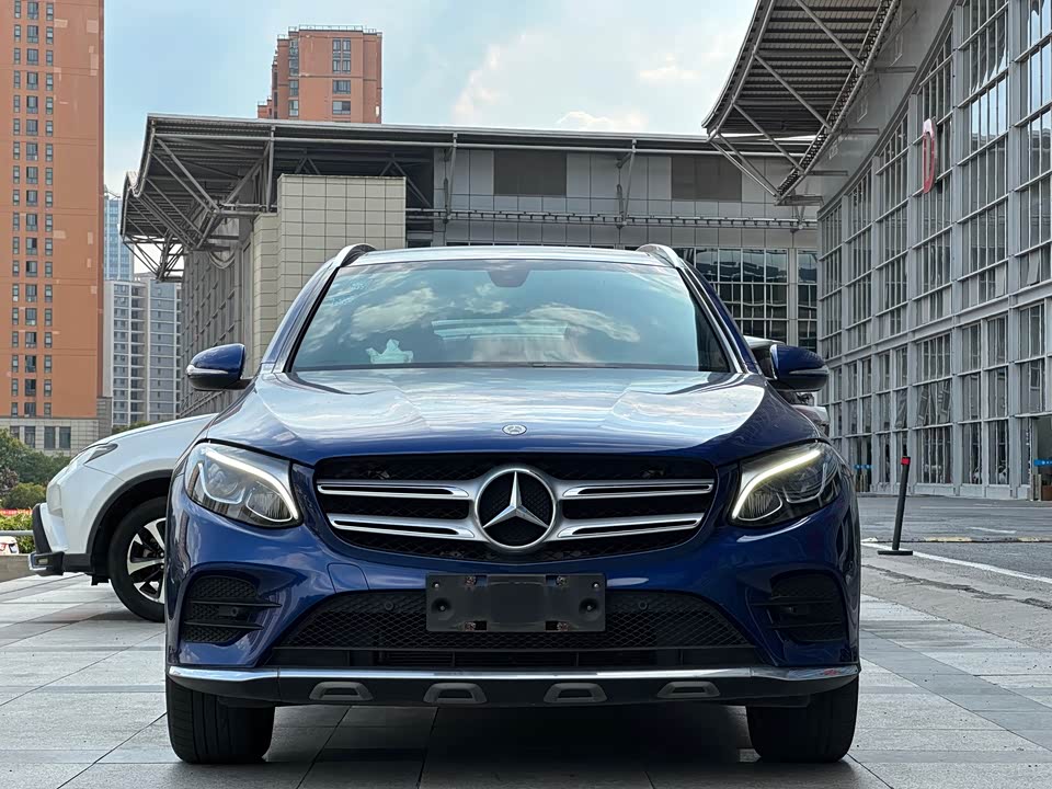 Mercedes-Benz GLC Mercedes-Benz GLC