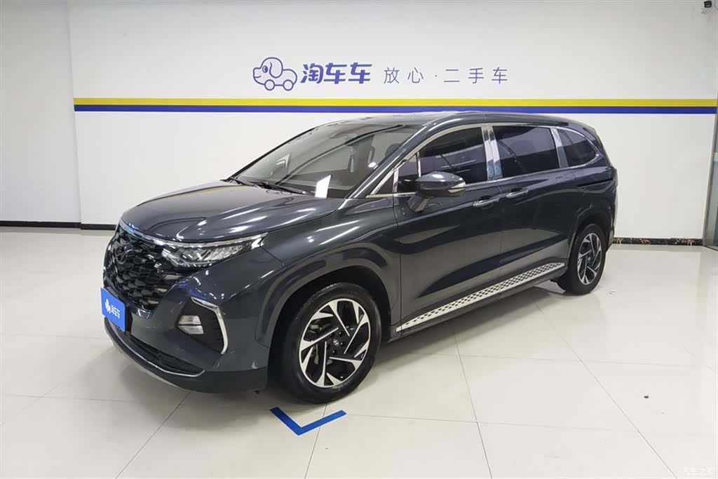 Hyundai Custo