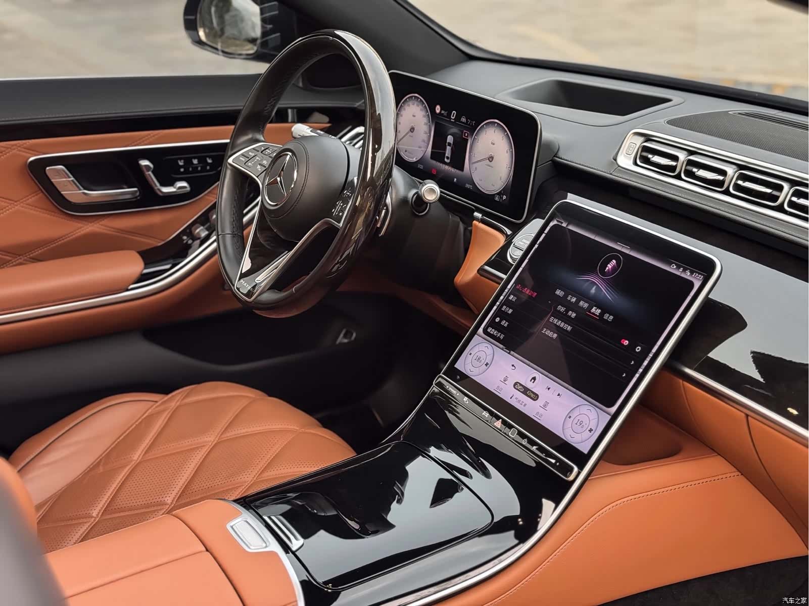 Maybach S-Class, 2023 7