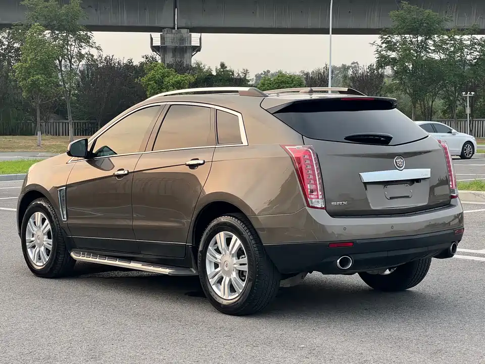 Cadillac SRX