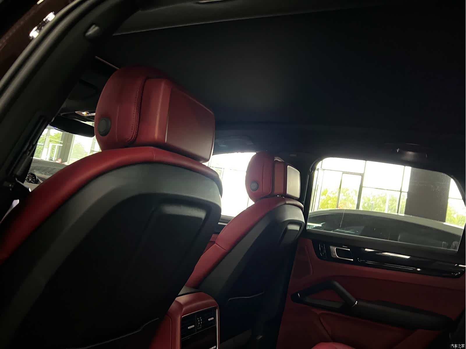 Porsche Cayenne, 2018 15