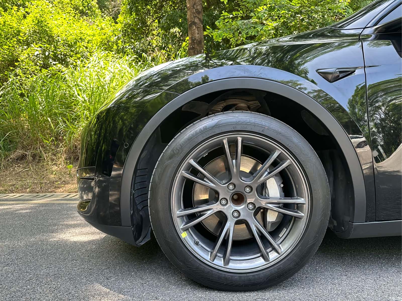 Tesla Model Y, 2023 11