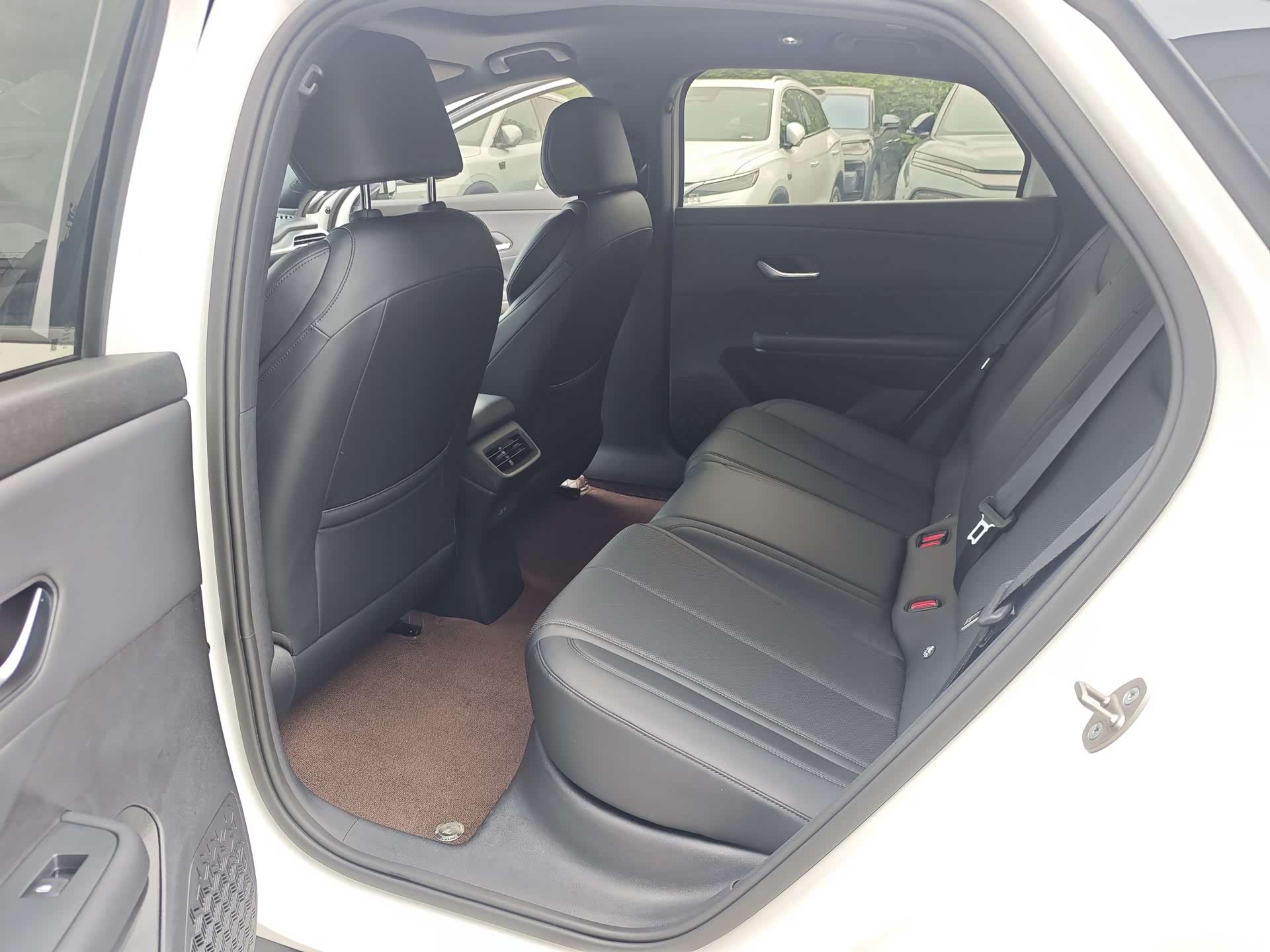 BYD e7, 2025 7