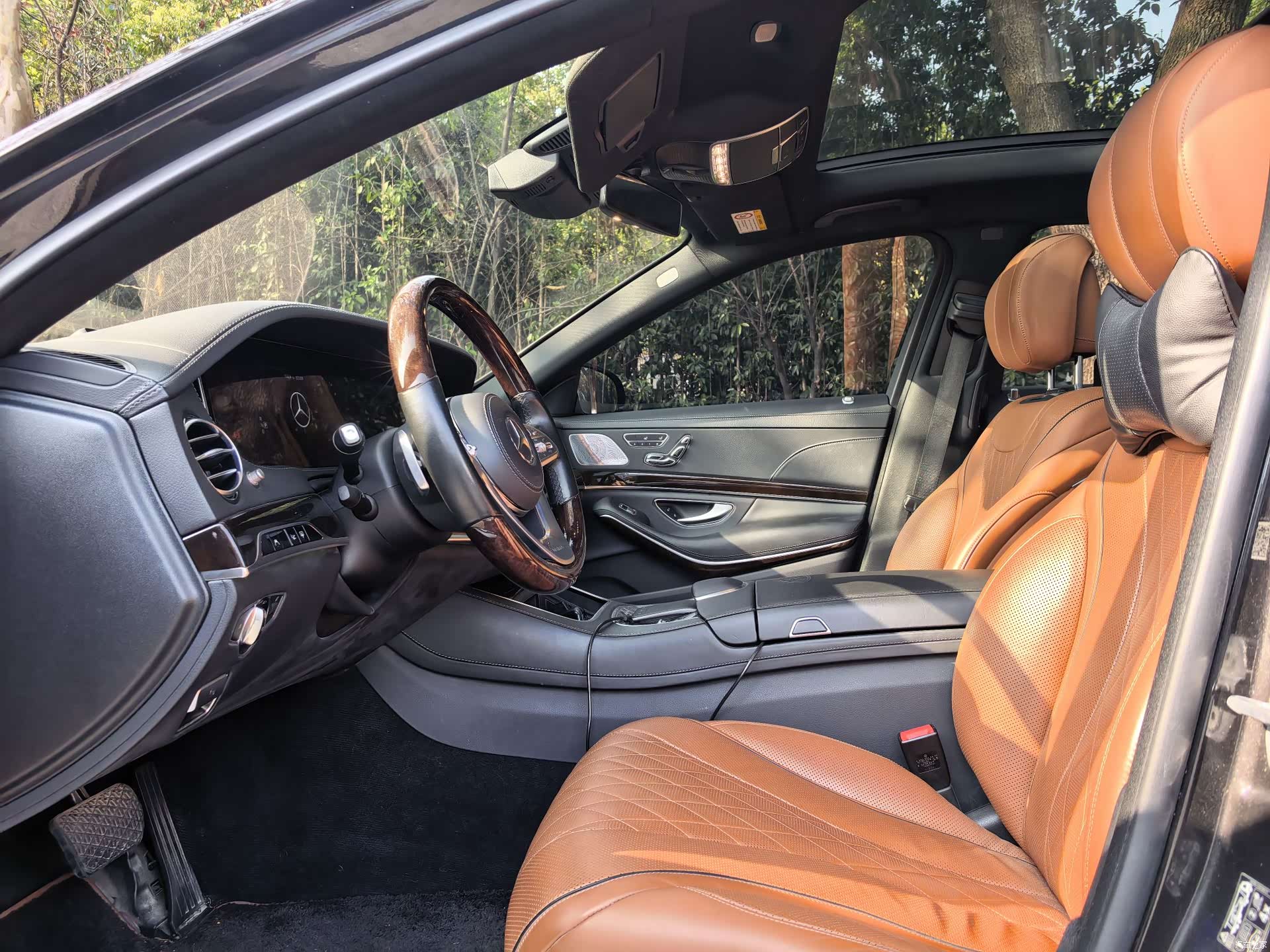 Maybach S-Class, 2020 6