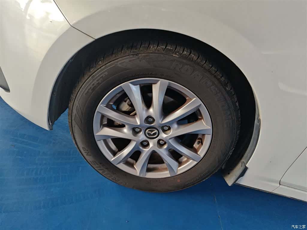 Mazda Mazda3, 2016 23