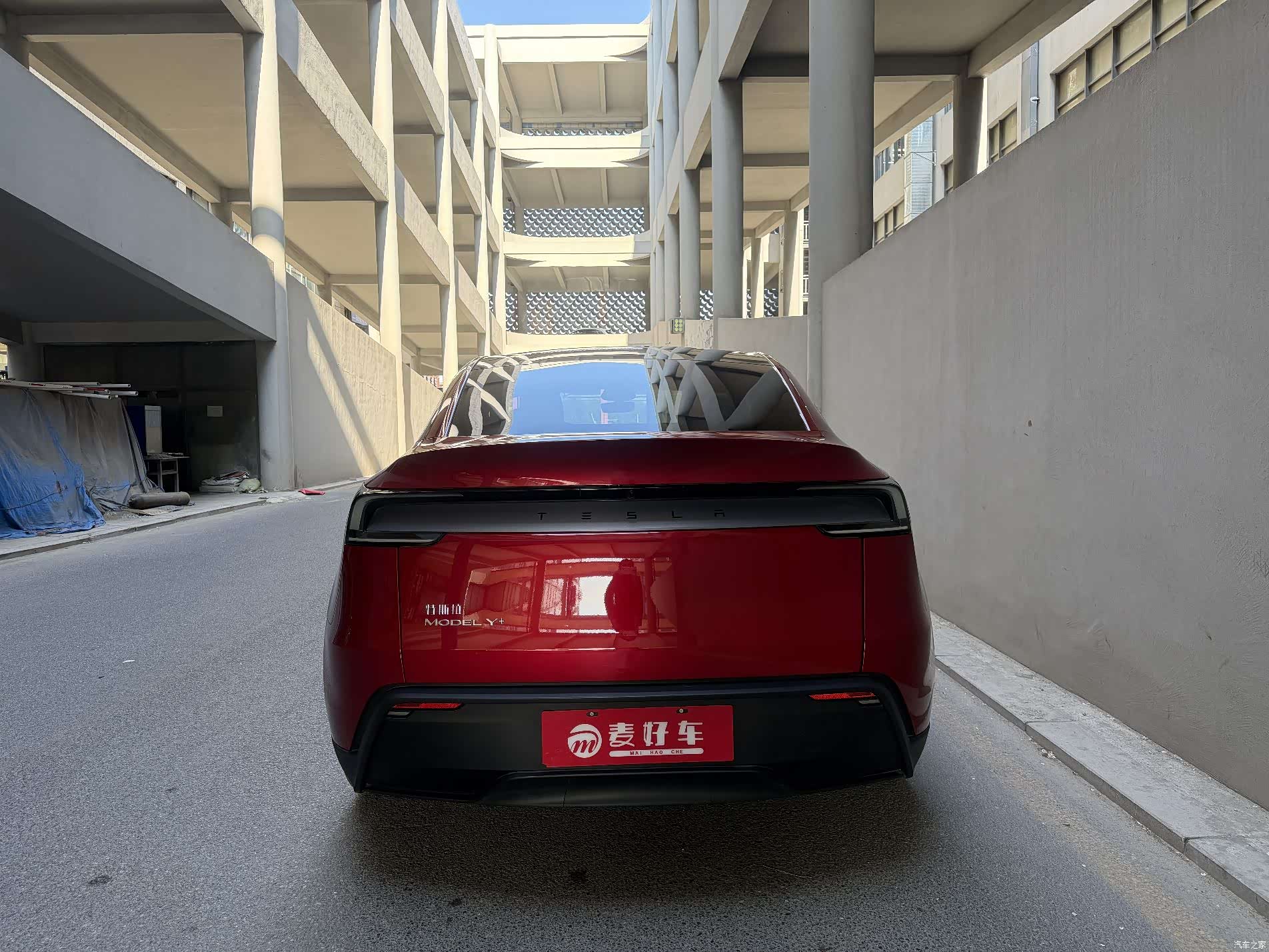 Tesla Model Y, 2026 4
